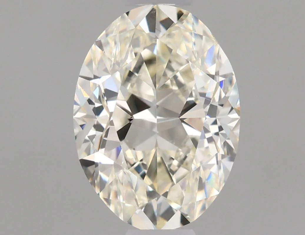0.70 ct. M/VS2 Oval Diamond