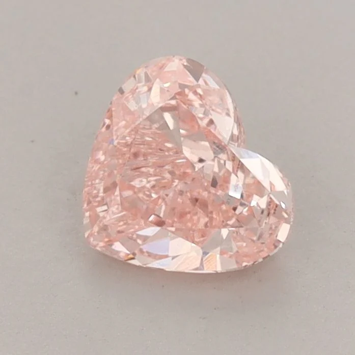 0.84 ct. Fancy Vivid Pink/VS1 Heart Lab Grown Diamond