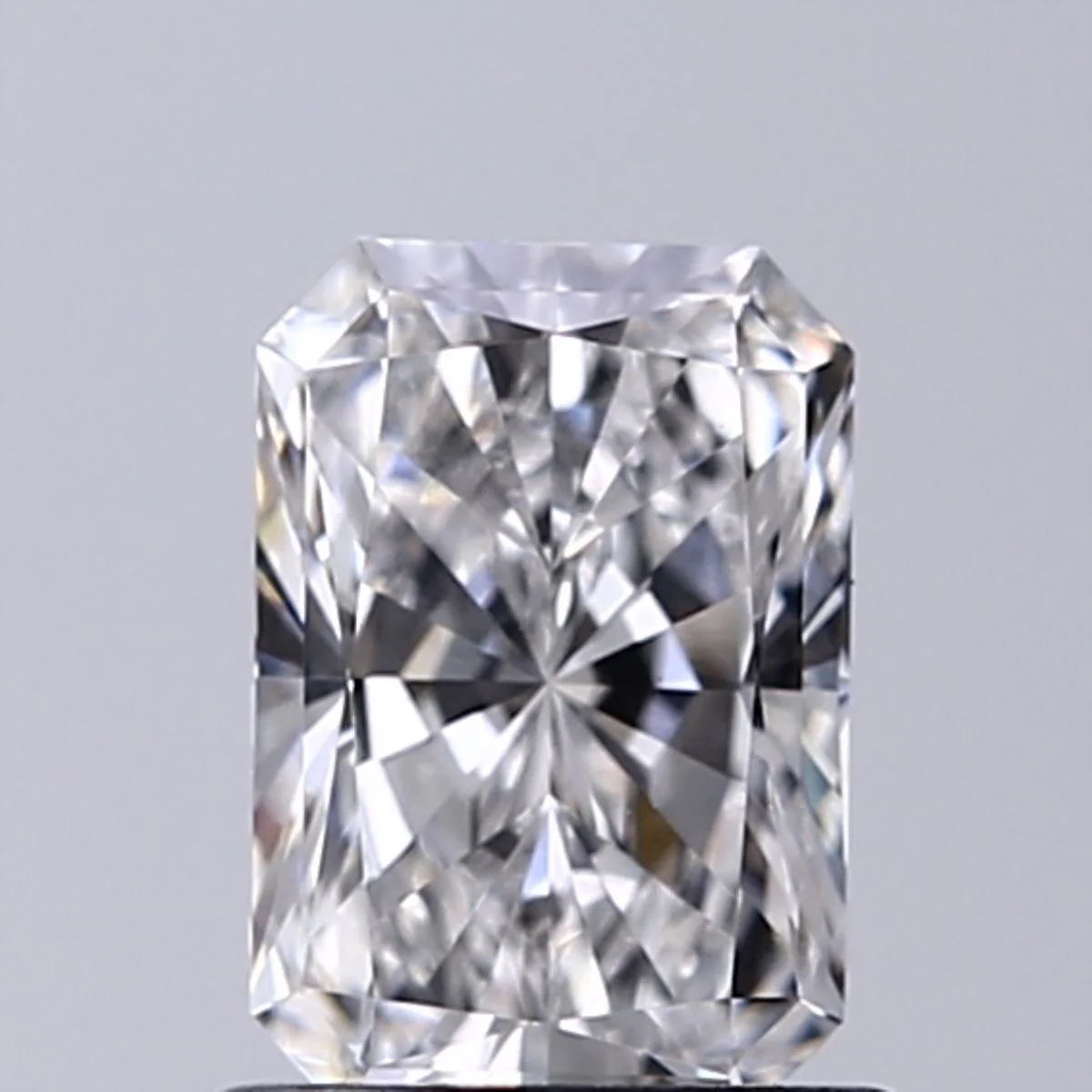 0.90 ct. E/VS1 Radiant Lab Grown Diamond