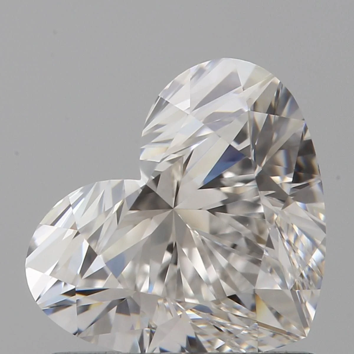 0.90 ct. H/VVS1 Heart Diamond