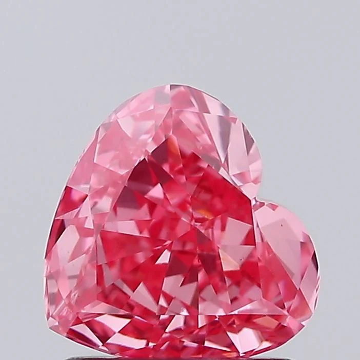 0.95 ct. Fancy Vivid Pink/VS2 Heart Lab Grown Diamond