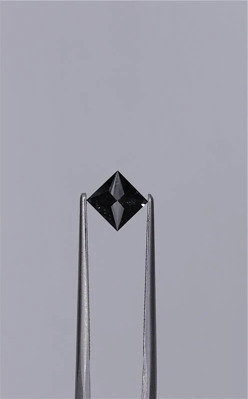 0.97 ct. Fancy Black/VVS2 Princess Diamond