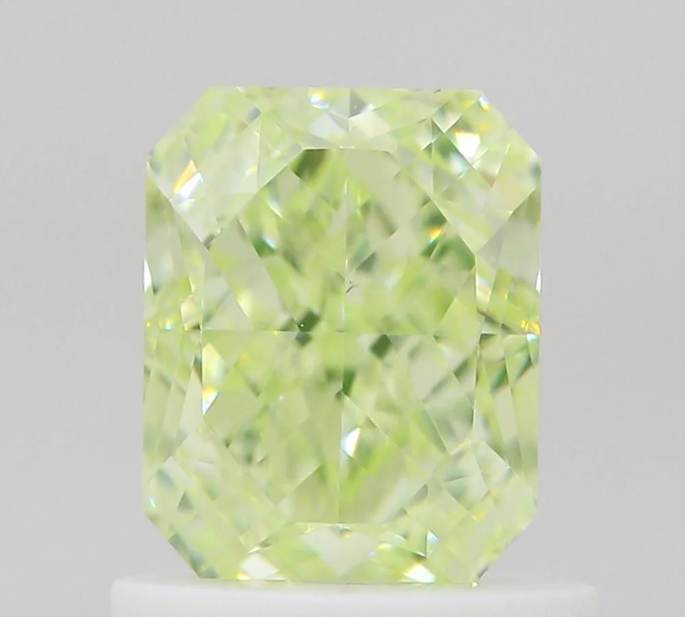 1.01 ct. Fancy Yellow Green/VS2 Radiant Diamond