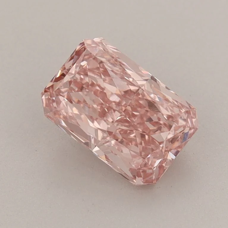 1.04 ct. Fancy Vivid Pink/VVS2 Radiant Lab Grown Diamond