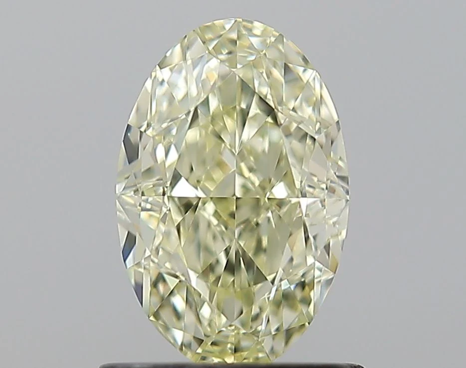 1.12 ct. U-V/VVS2 Oval Diamond