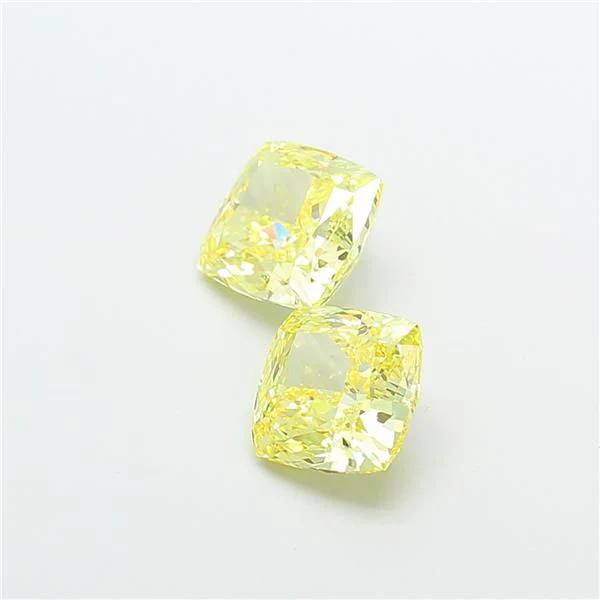 1.72 ct. Fancy Vivid Yellow/VS1 Cushion Modified Lab Grown Diamond