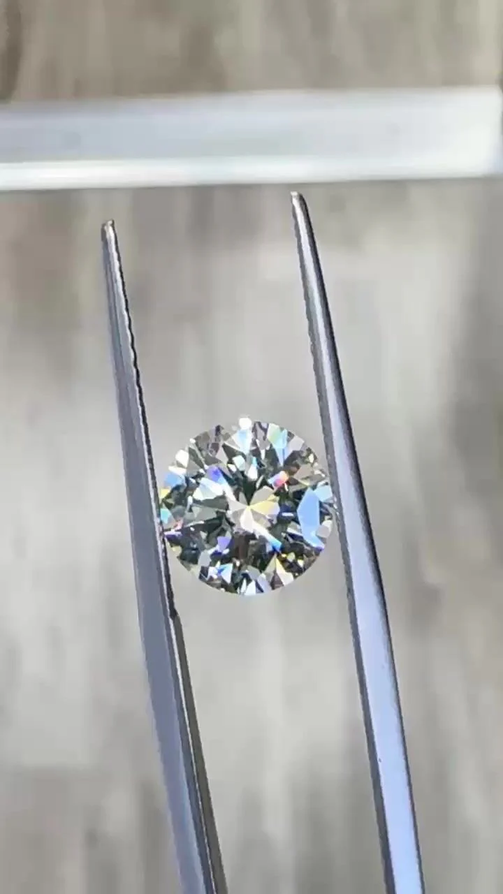 2.01 ct. I/SI1 Round Diamond