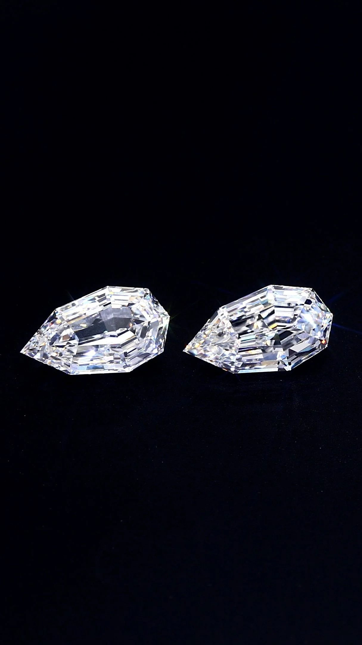 2.05 ct. E/VVS1 Pear Lab Grown Diamond