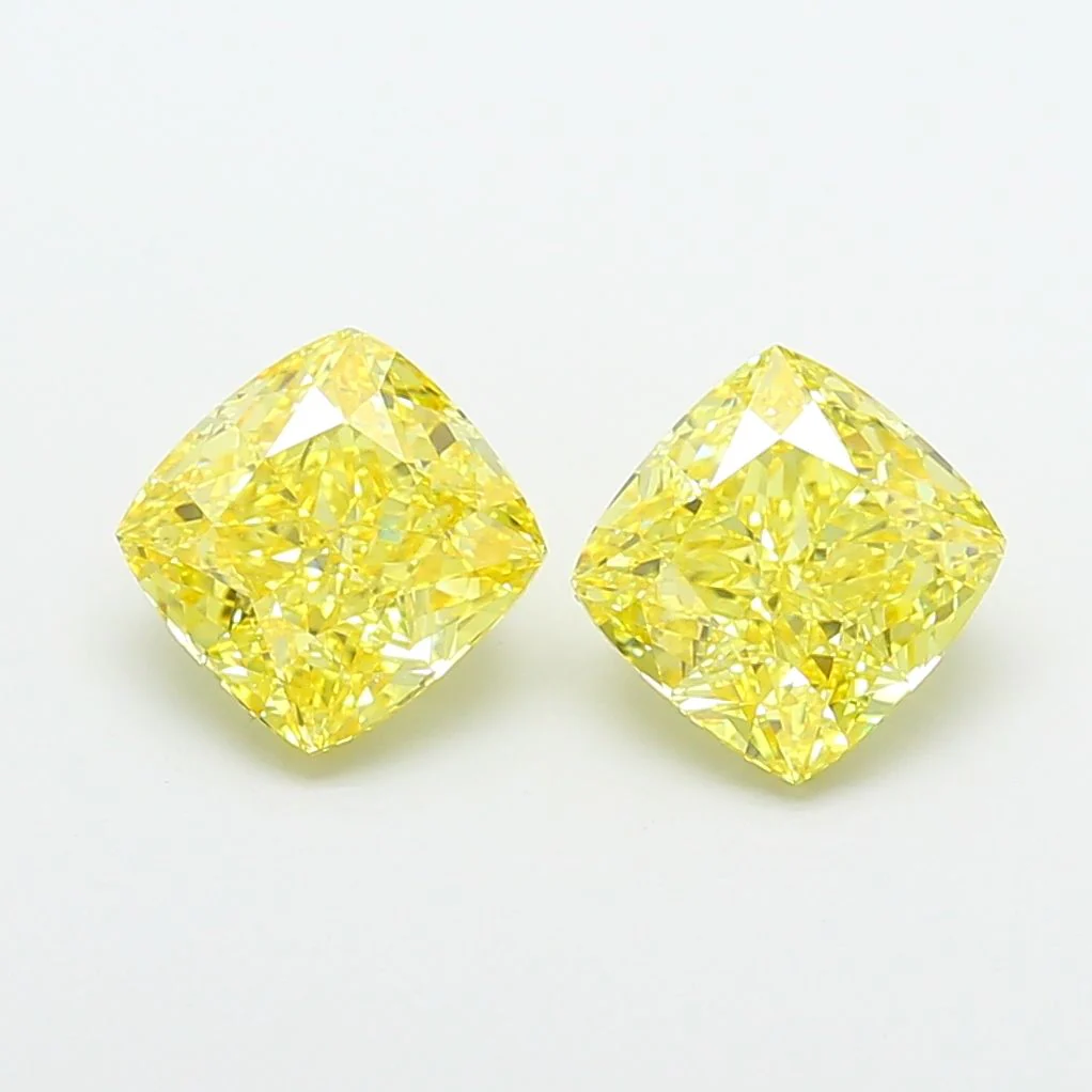 2.20 ct. Fancy Vivid Yellow/VVS2 Cushion Modified Lab Grown Diamond
