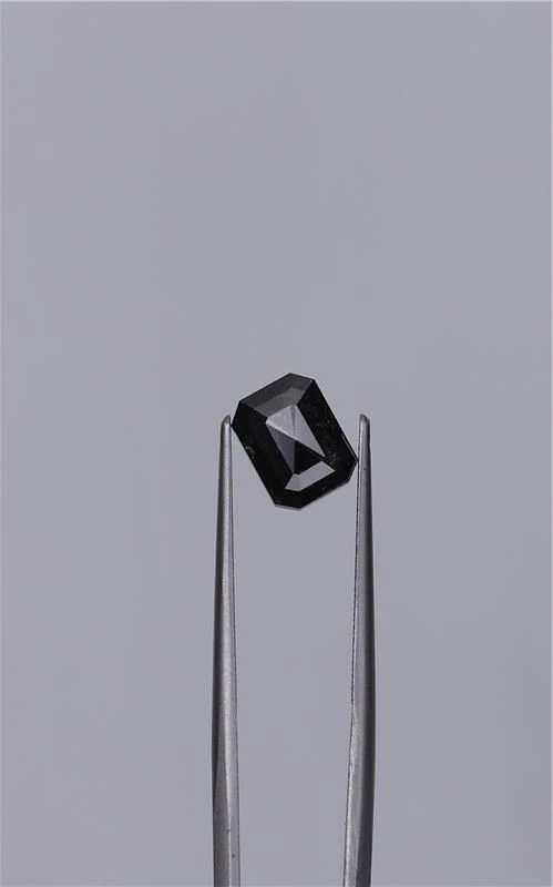 2.37 ct. Fancy Black/VVS2 Emerald Diamond