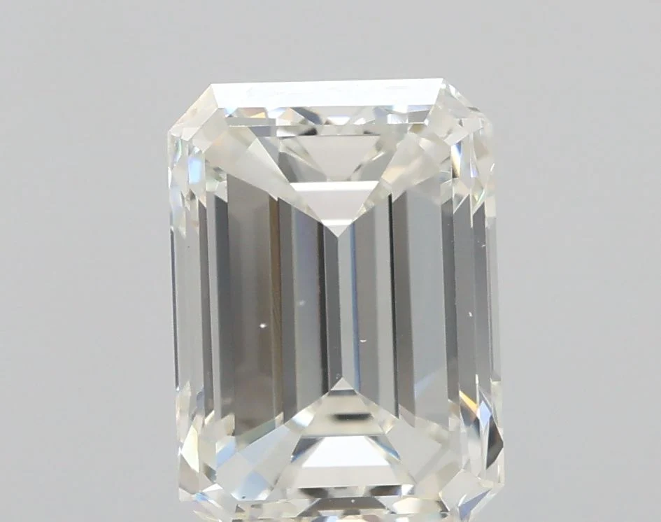 2.43 ct. H/VS2 Emerald Diamond