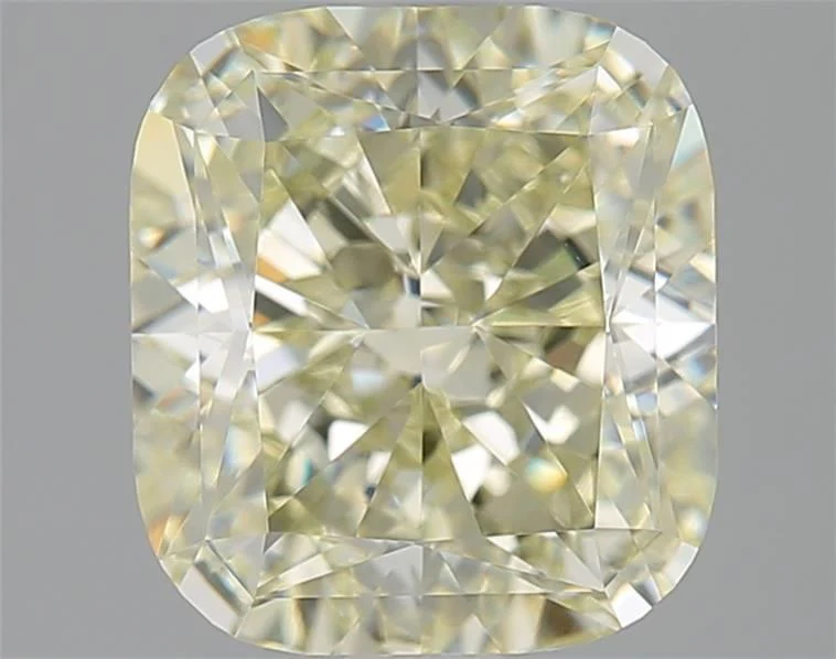 2.68 ct. Fancy Light Greenish Yellow/VVS2 Radiant Diamond