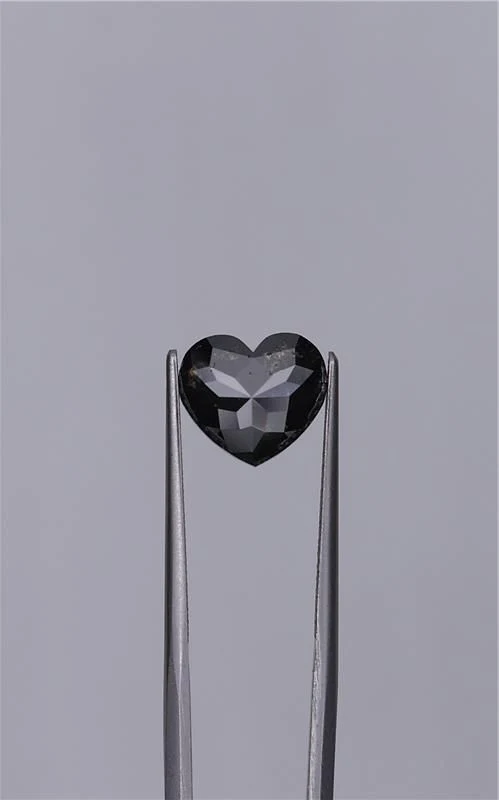 2.85 ct. Fancy Black/VVS2 Heart Diamond
