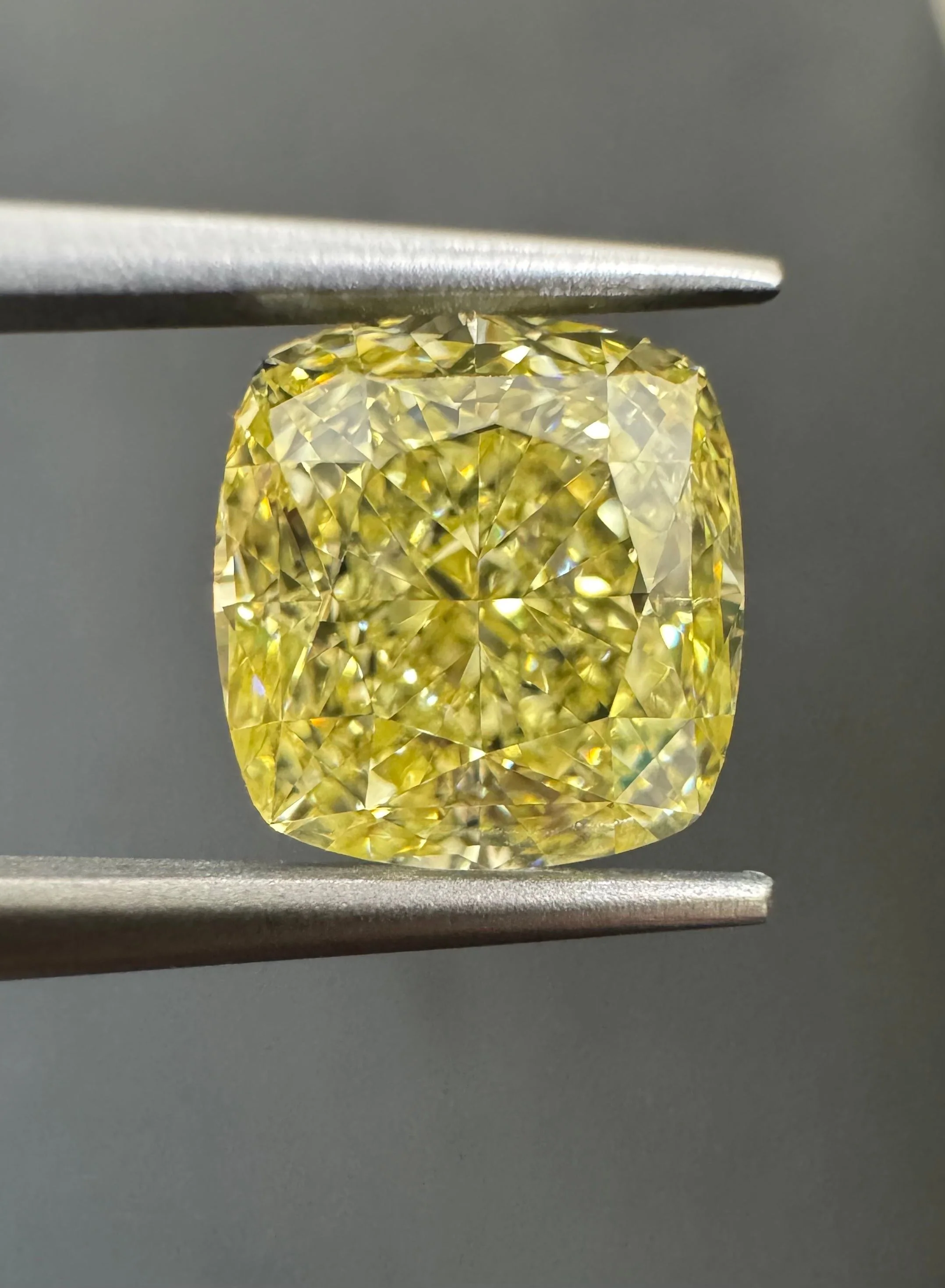 3.03 ct. Fancy Yellow/VS1 Cushion Brilliant Diamond