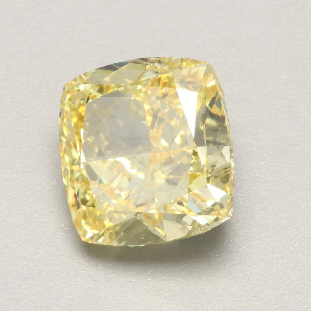 3.10 ct. Fancy Vivid Yellow/VVS2 Cushion Modified Lab Grown Diamond