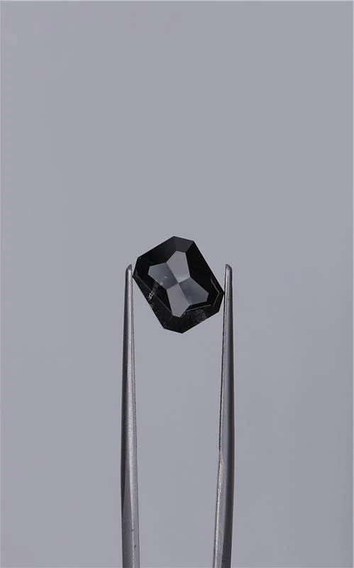 3.19 ct. Fancy Black/VVS2 Emerald Diamond