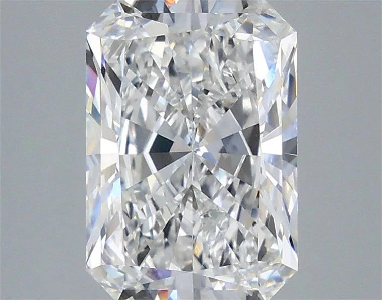 3.51 ct. E/VVS2 Radiant Lab Grown Diamond