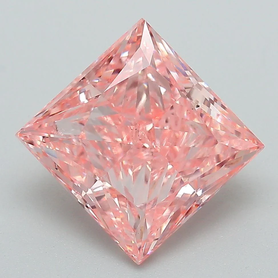 3.72 ct. Fancy Vivid Pink/VS2 Princess Lab Grown Diamond
