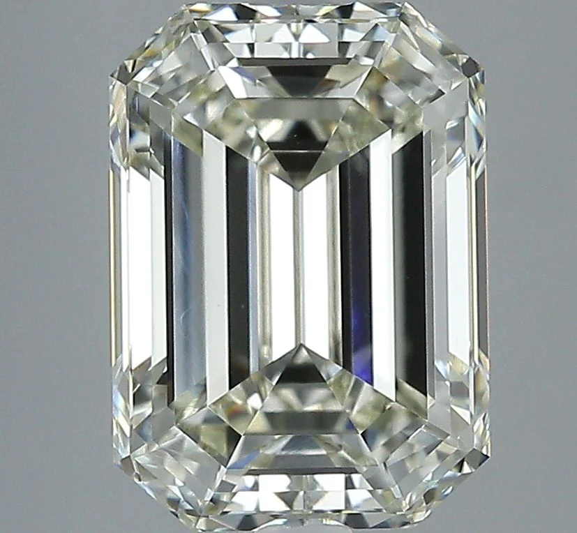 3.82 ct. L/VVS2 Emerald Diamond