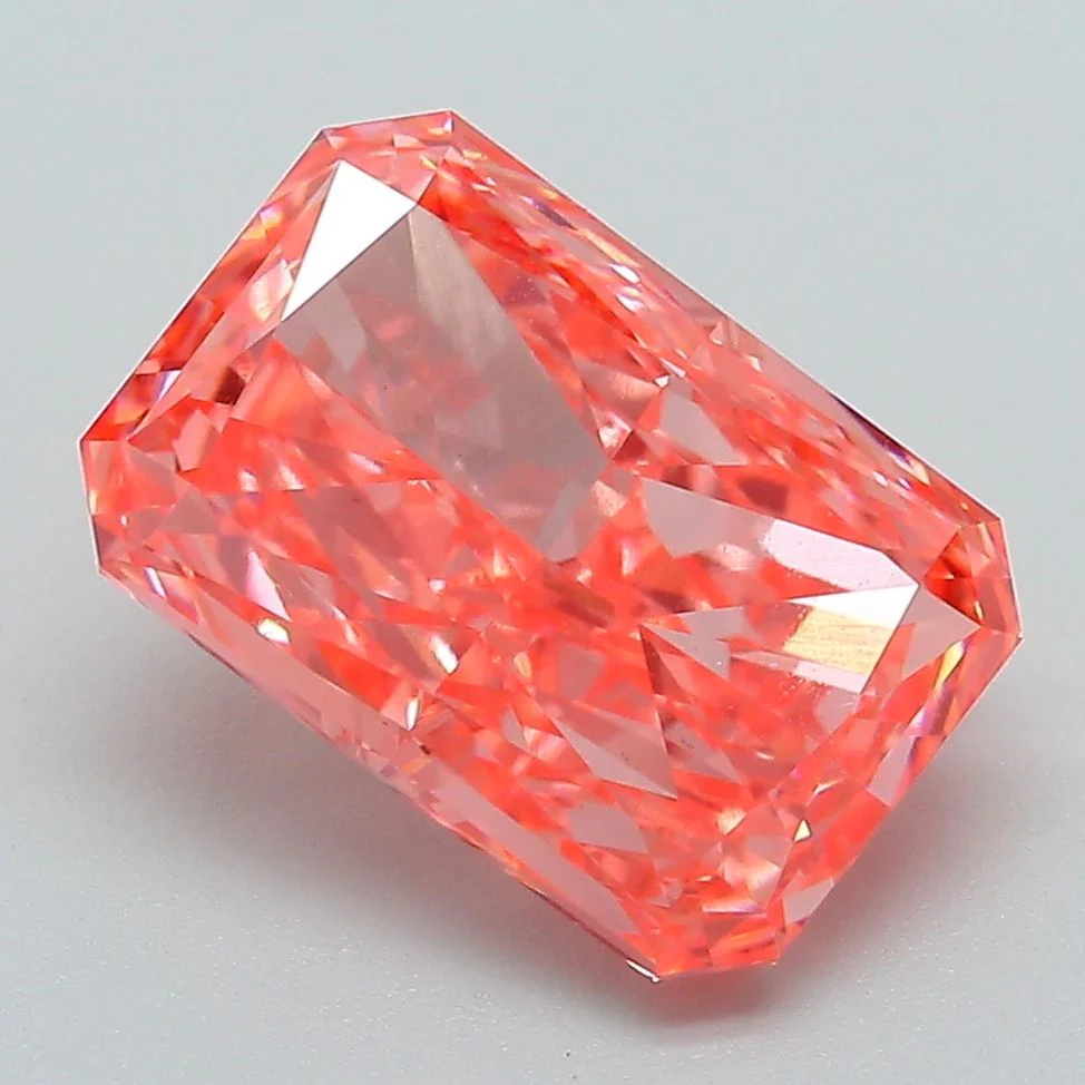 4.01 ct. Fancy Vivid Pink/VS1 Radiant Lab Grown Diamond