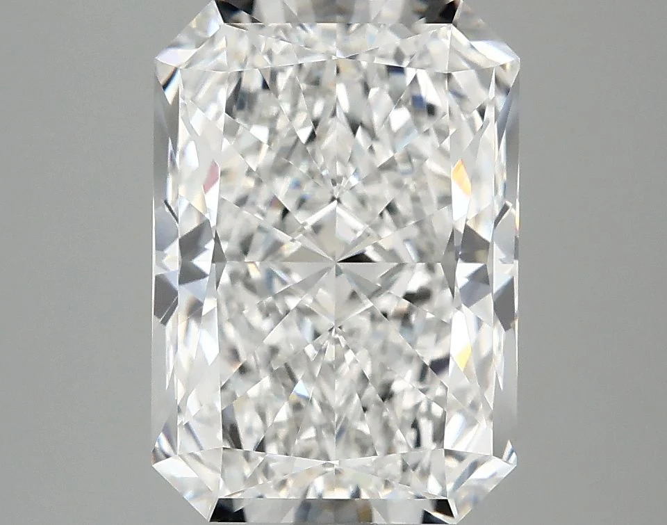 4.08 ct. E/VVS2 Radiant Lab Grown Diamond