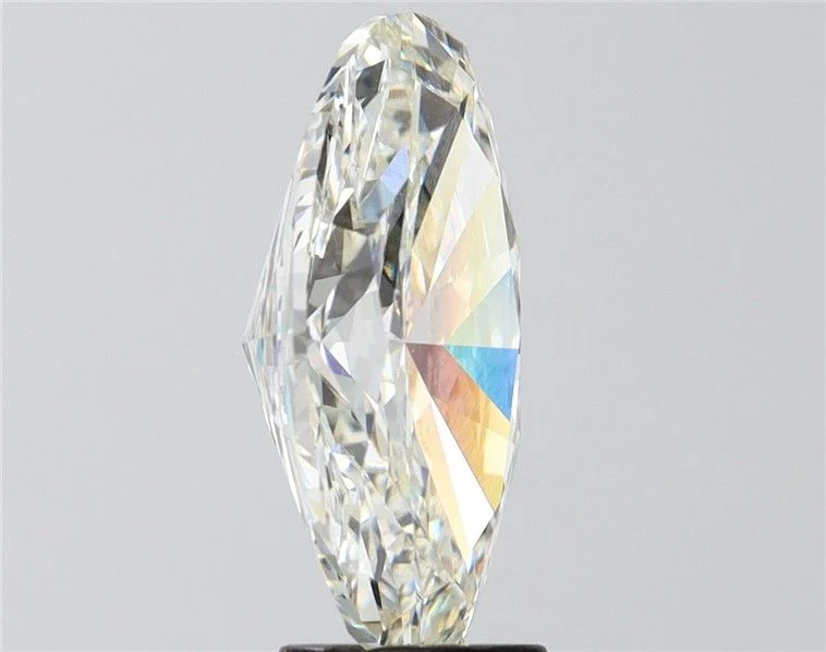 4.56 ct. I/VVS2 Oval Lab Grown Diamond