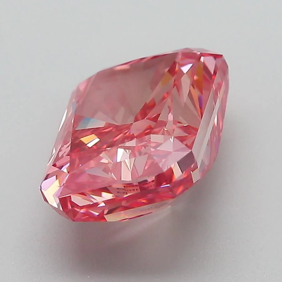 4.66 ct. Fancy Vivid Pink/VS1 Radiant Lab Grown Diamond