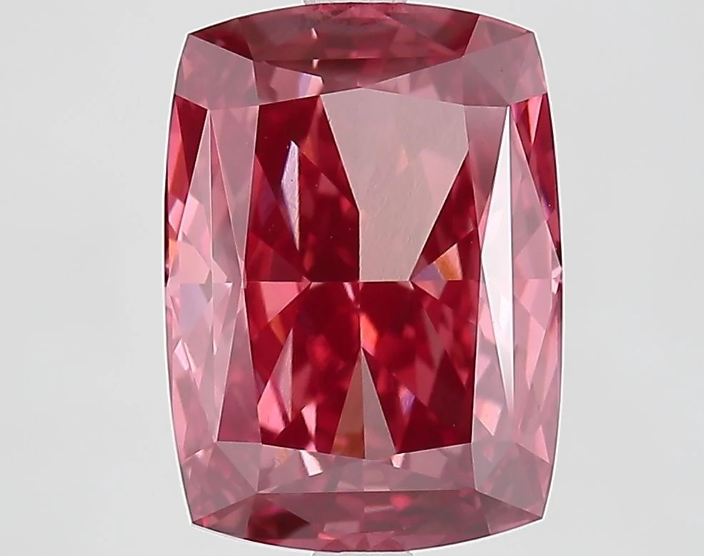 5.02 ct. Fancy Vivid Pink/VVS2 Cushion Modified Lab Grown Diamond