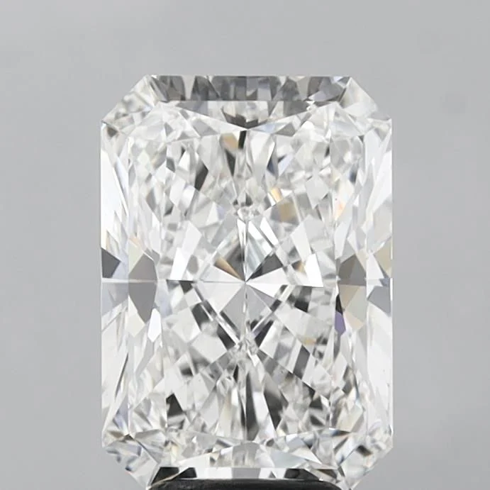 5.03 ct. E/VS1 Radiant Lab Grown Diamond