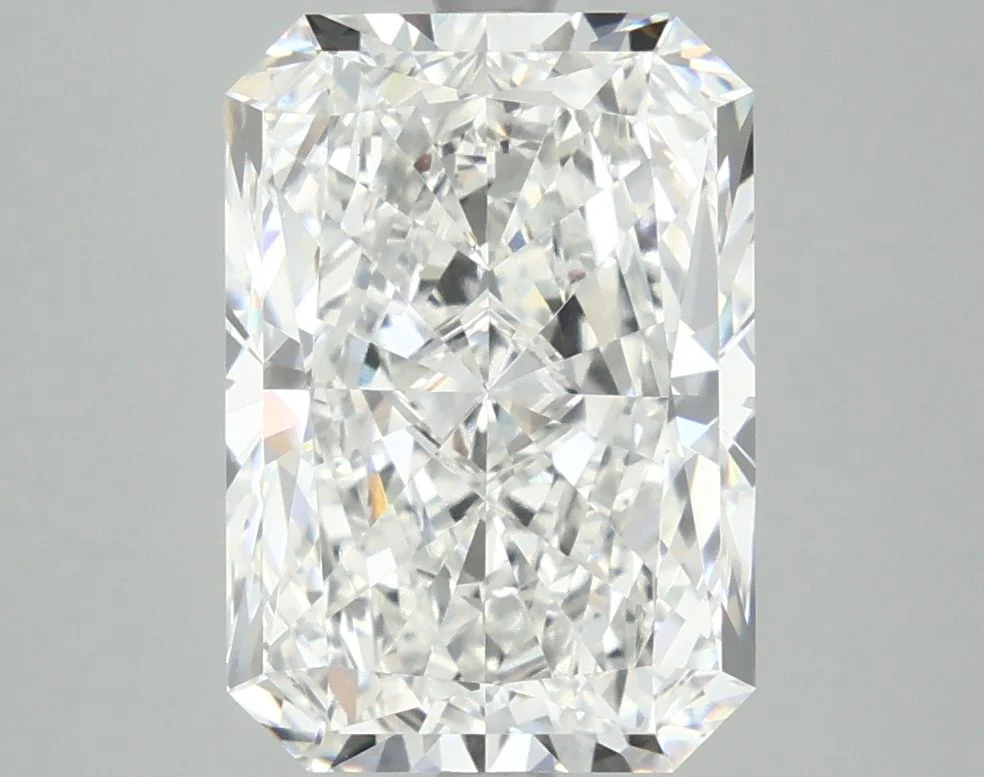 5.03 ct. E/VVS2 Radiant Lab Grown Diamond