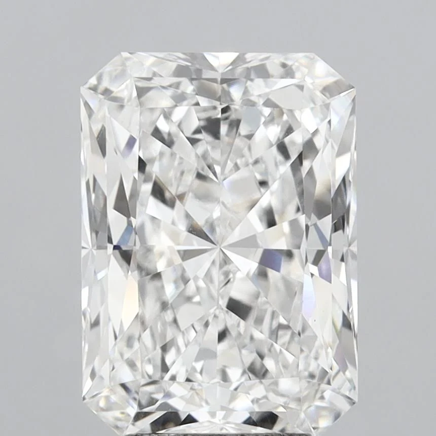 5.04 ct. E/VVS2 Radiant Lab Grown Diamond