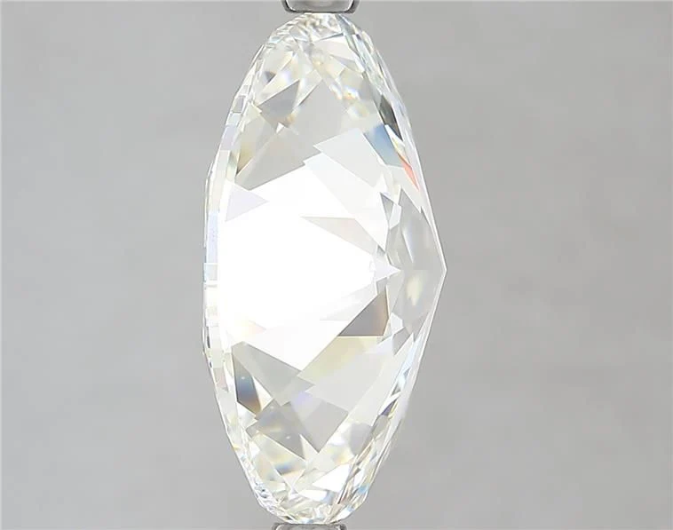 5.40 ct. K/VS2 Oval Lab Grown Diamond