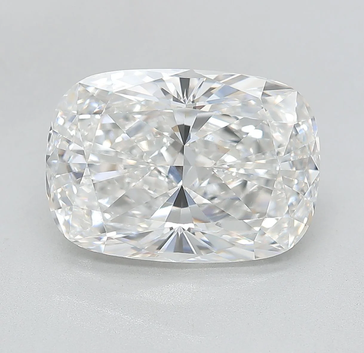 5.75 ct. E/VVS2 Cushion Modified Lab Grown Diamond - Image 2