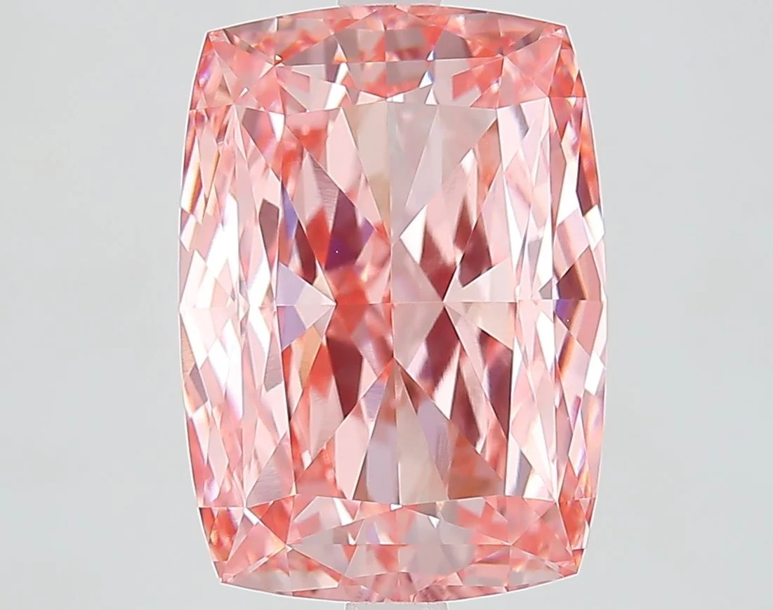 6.53 ct. Fancy Vivid Pink/VVS2 Cushion Modified Lab Grown Diamond
