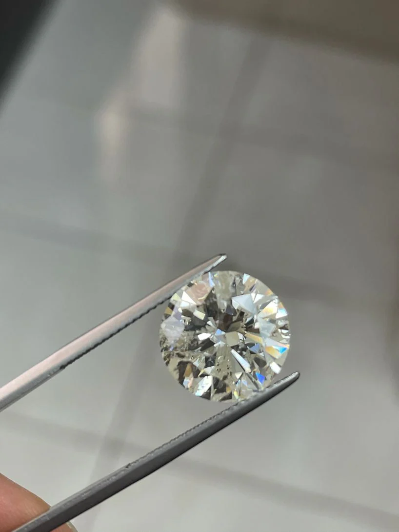 6.73 ct. K/I1 Round Diamond