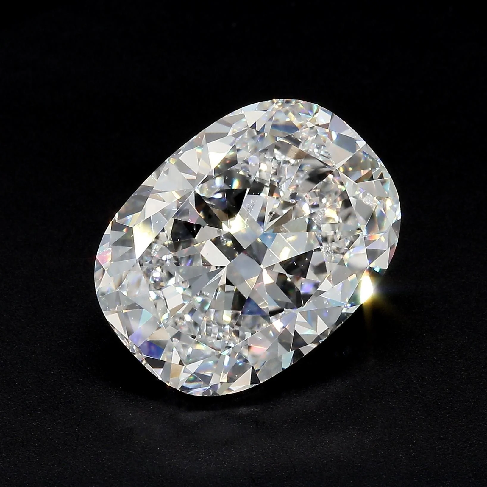 7.03 ct. G/VS2 Radiant Diamond